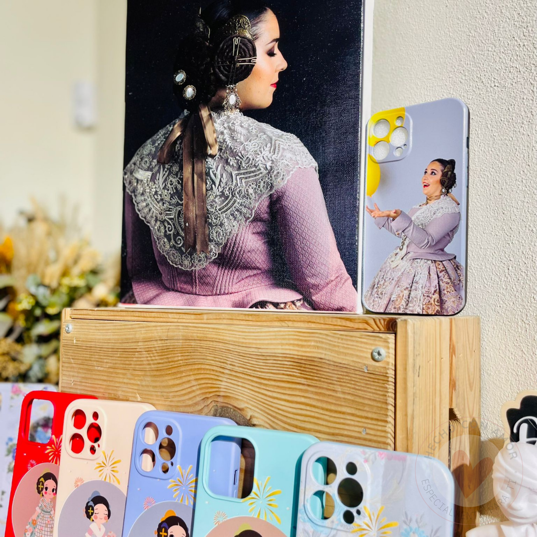 Funda de Fallera Personalizada Dibujo Fallera y Nombre Beige - Imagen 9